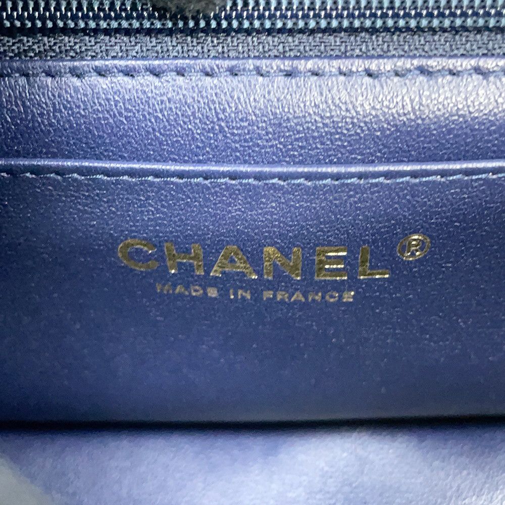 シャネル チェーンショルダーバッグ マトラッセ ココマーク トップハンドル ミニフラップ ラムスキン AS2431 CHANEL バイカラー