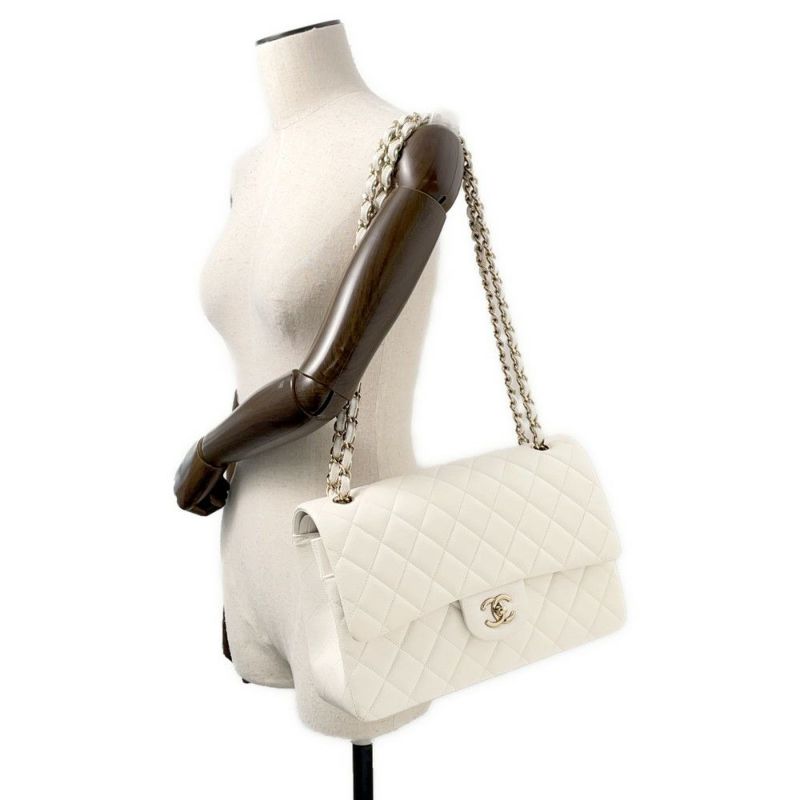 シャネル チェーンショルダーバッグ ココマーク マトラッセ30 キャビアスキン A58600 CHANEL