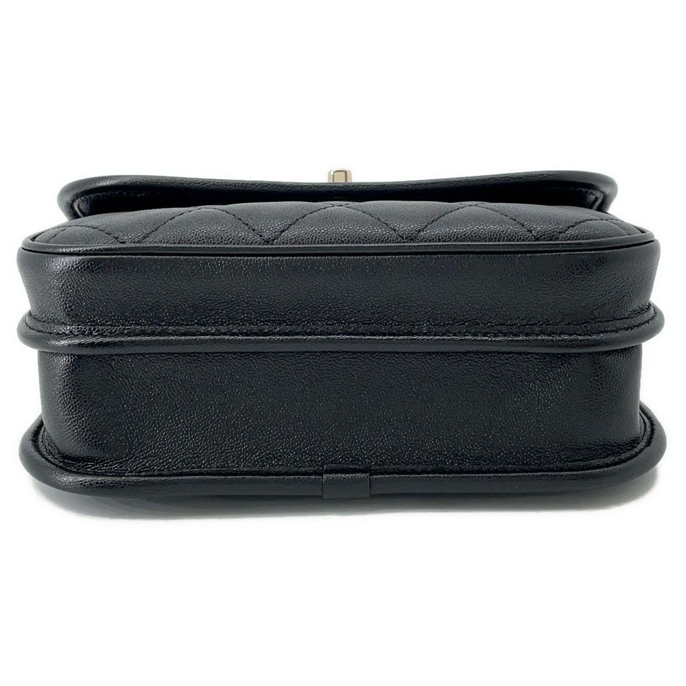 シャネル チェーンショルダーバッグ マトラッセ ココマーク スモールメッセンジャーバッグ ラムスキン AS2447 CHANEL 黒