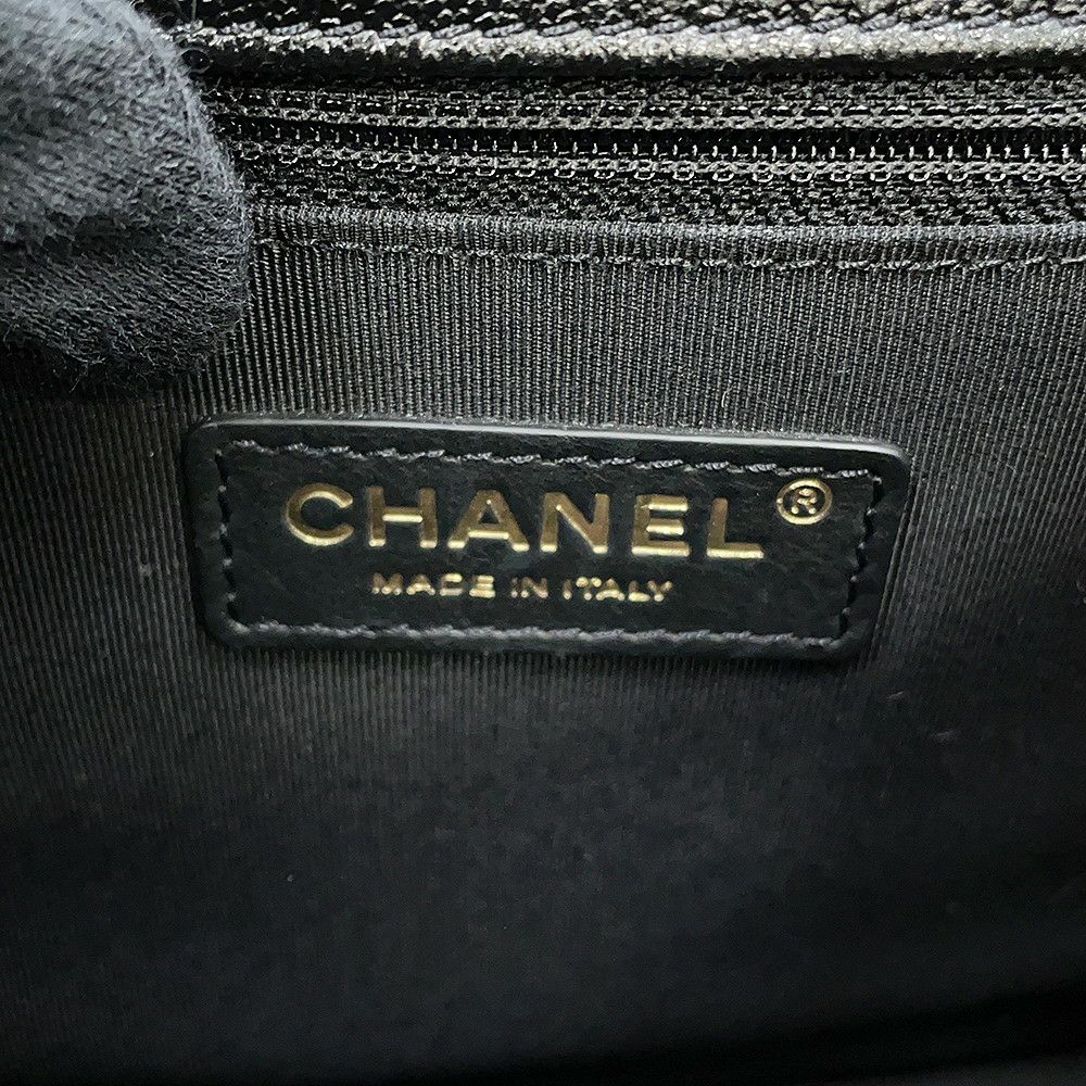 シャネル チェーンショルダーバッグ マトラッセ ココマーク スモールメッセンジャーバッグ ラムスキン AS2447 CHANEL 黒