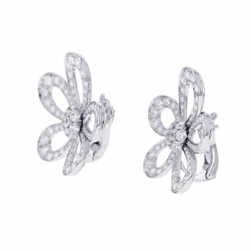 ヴァンクリーフ＆アーペル ピアス フラワーレース イヤリング ダイヤモンド 144P 計2.58ct K18WG VCARP05100