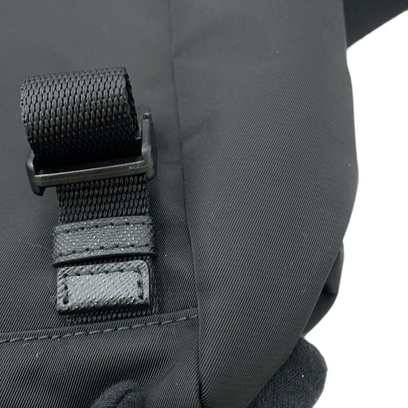 プラダ ショルダーバッグ Re-Nylon xサフィアーノ ナイロン レザー 2VD066 PRADA 斜め掛け 黒