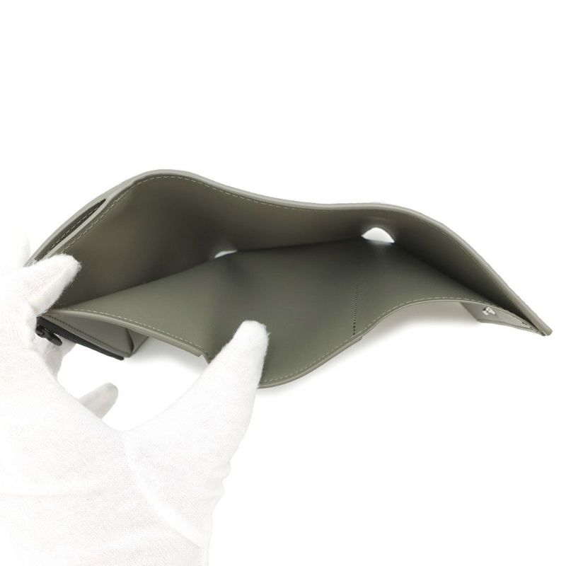 ルイヴィトン 財布 モノグラム・シャドウ ヴィクター・ウォレット M13216 LOUIS VUITTON 三つ折り財布