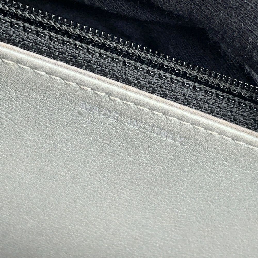 シャネル チェーンウォレット カメリア ココマーク ラムスキン A47421 CHANEL 財布 黒