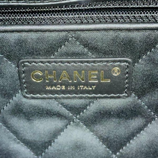 シャネル ハンドバッグ CHANEL 22 マトラッセ スモール シャイニーカーフ AS3260 ポーチ付き 黒