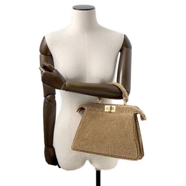 フェンディ ハンドバッグ ピーカブー アイシーユー ISEEU スモール ムートン 8BN327 2way