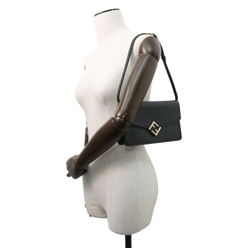 フェンディ ショルダーウォレット FFダイヤモンド レザー 8M0488 FENDI 長財布 黒