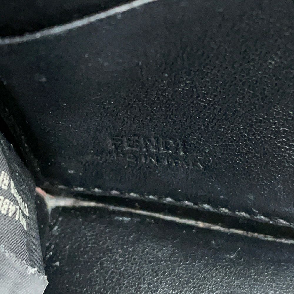 フェンディ ショルダーウォレット FFダイヤモンド レザー 8M0488 FENDI 長財布 黒