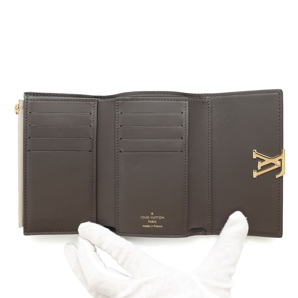 ルイヴィトン 三つ折り財布 トリヨンレザー ポルトフォイユ・カプシーヌ コンパクト M62159