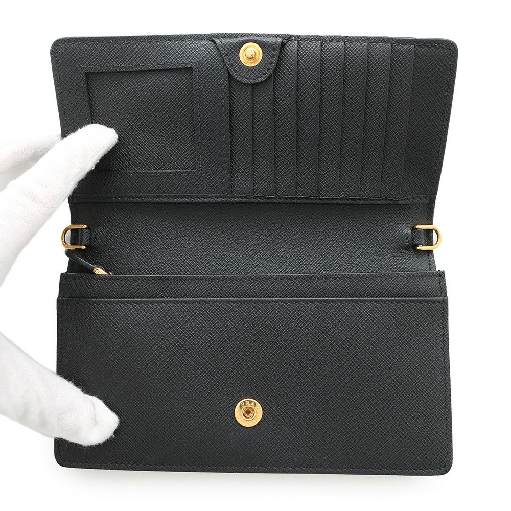 プラダ チェーンウォレット サフィアーノレザー PRADA 財布 黒
