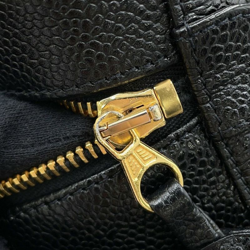 シャネル バニティバッグ ココマーク キャビアスキン 縦型 A01998 CHANEL 化粧ポーチ コスメポーチ 黒