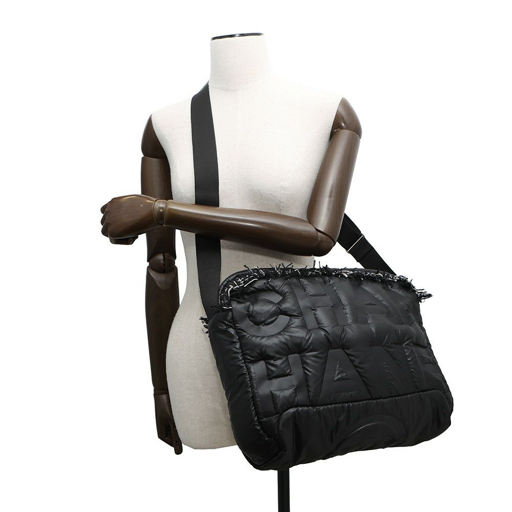 シャネル ショルダーバッグ ココネージュ ロゴ ココマーク ナイロン A57587 CHANEL バッグ 黒
