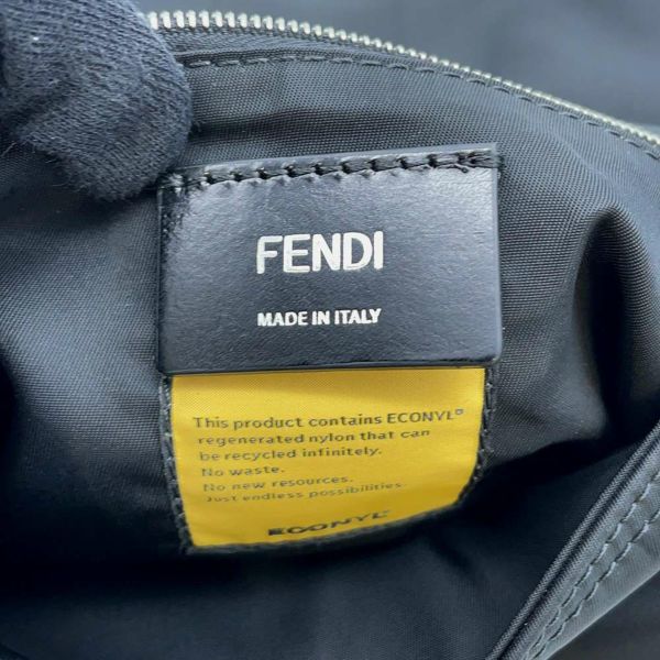 フェンディ ショルダーバッグ バケットメッセンジャー ナイロン 7VA537 FENDI バッグ 黒