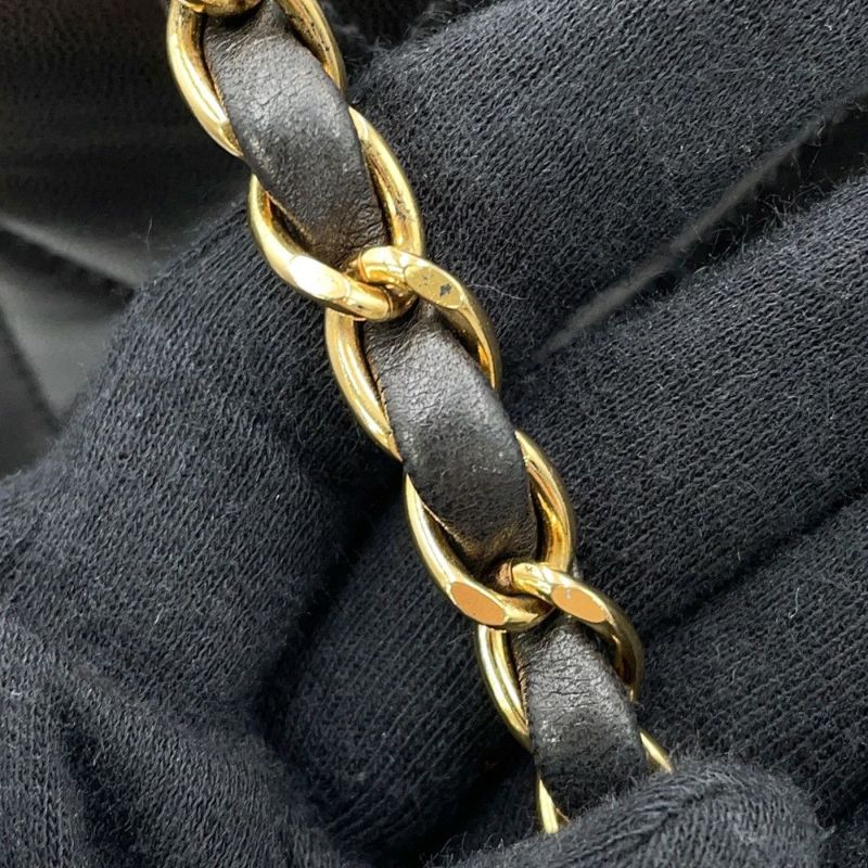 シャネル チェーンショルダーバッグ マトラッセ25 ココマーク シングルチェーン シングルフラップ A01165 CHANEL 黒
