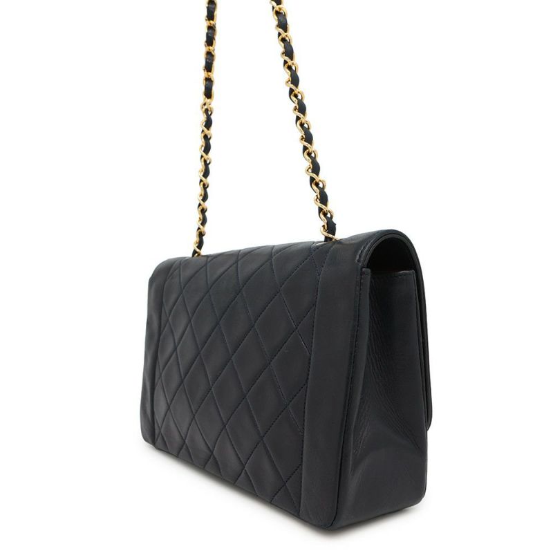 シャネル チェーンショルダーバッグ マトラッセ ココマーク ダイアナ CHANEL