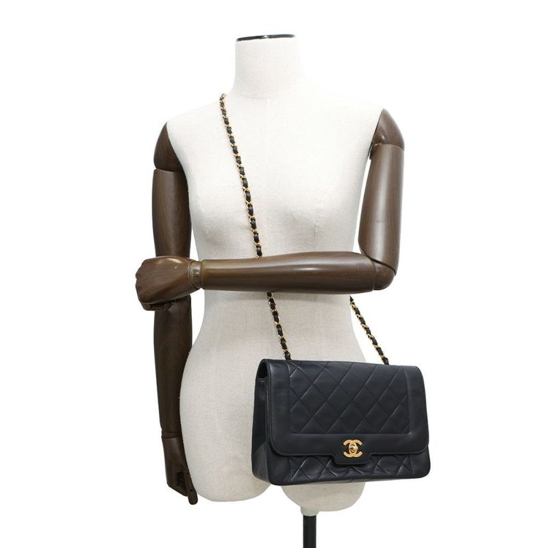 シャネル チェーンショルダーバッグ マトラッセ ココマーク ダイアナ CHANEL