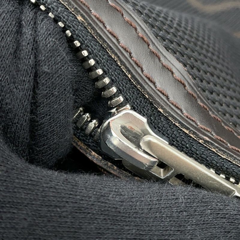 ルイヴィトン ショルダーバッグ ダミエ・ジェアン エクスプロラトゥール M93616 LOUIS VUITTON 黒 ブラック