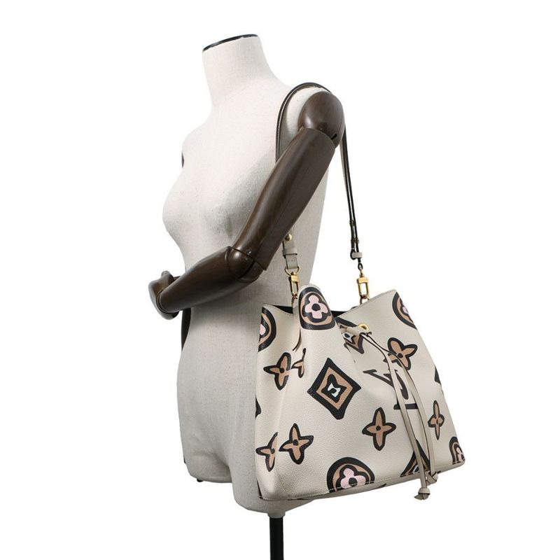 ルイヴィトン ショルダーバッグ モノグラム・ワイルドアットハート ネオノエ M45822 LOUIS VUITTON