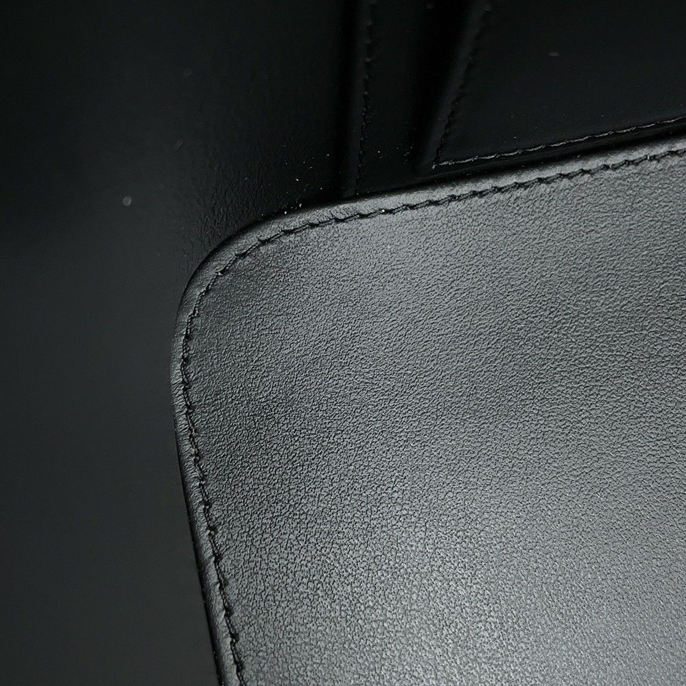 シャネル チェーンショルダーバッグ マトラッセ ココマーク ヴァニティケース キャビアスキン AP4404 CHANEL 黒 バニティ