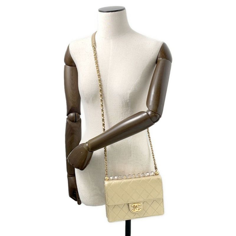 シャネル チェーンショルダーバッグ マトラッセ ココマーク レザー クリアパール AS0585 CHANEL
