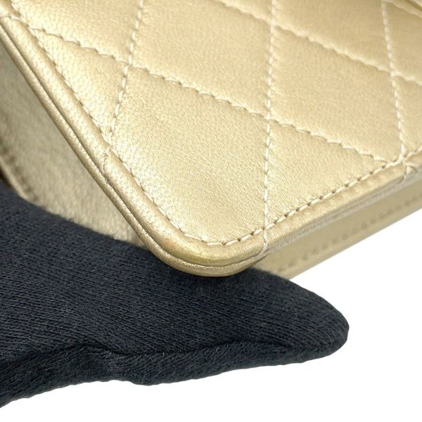 シャネル チェーンショルダーバッグ マトラッセ ココマーク レザー クリアパール AS0585 CHANEL