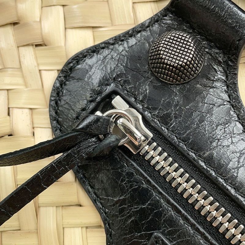 バレンシアガ ハンドバッグ ルカゴール ミディアム 771067 BALENCIAGA バスケットバッグ