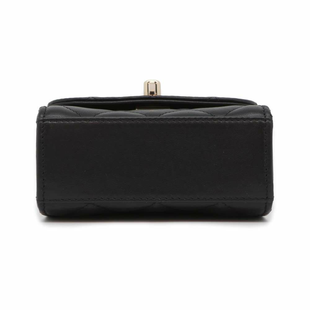 シャネル チェーンショルダーバッグ マトラッセ ココマーク ラムスキン A81633 CHANEL バッグ キルティング ポシェット 黒