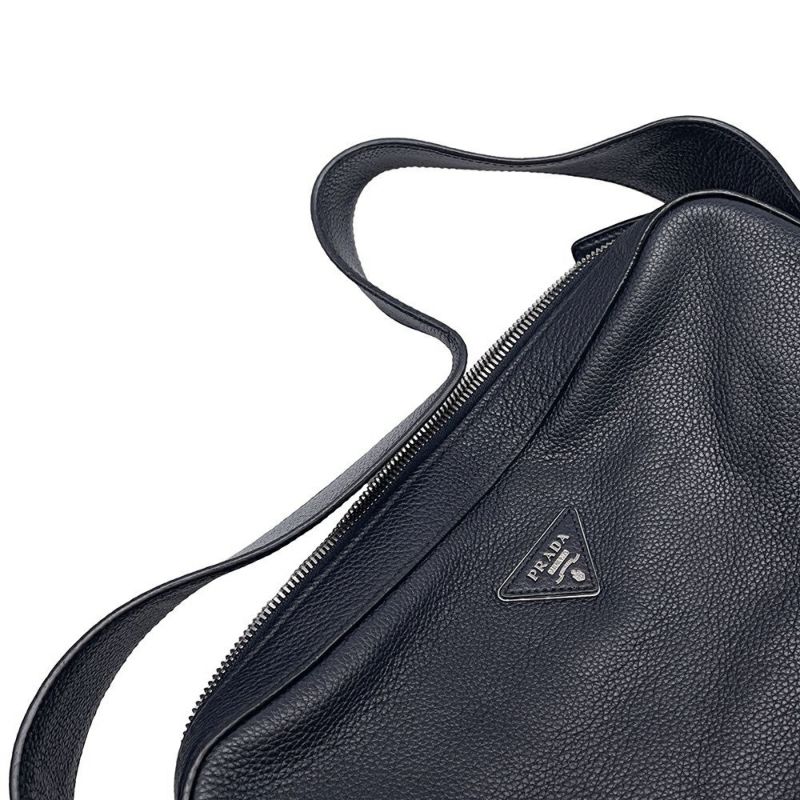 プラダ ショルダーバッグ トライアングルロゴ レザー 1BC023  PRADA ネイビー ワンショルダーバッグ