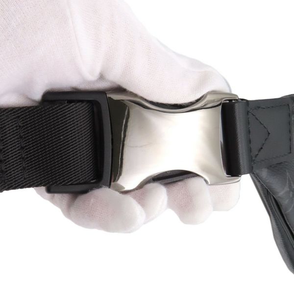 ルイヴィトン ボディバッグ モノグラム・エクリプス ディスカバリー・バムバッグ M44336 LOUIS VUITTON ブラック 黒