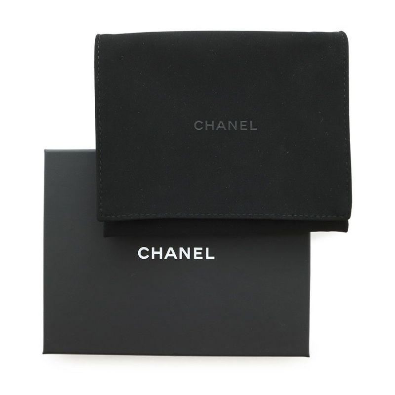 シャネル 三つ折り財布 マトラッセ ココマーク クラシック スモール フラップ ウォレット ラムスキン AP0229