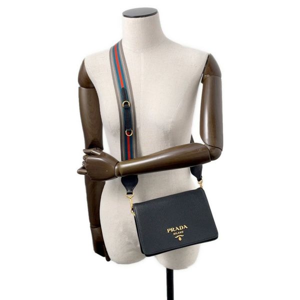 プラダ ショルダーバッグ ロゴ レザー 1BD102 PRADA バッグ 黒