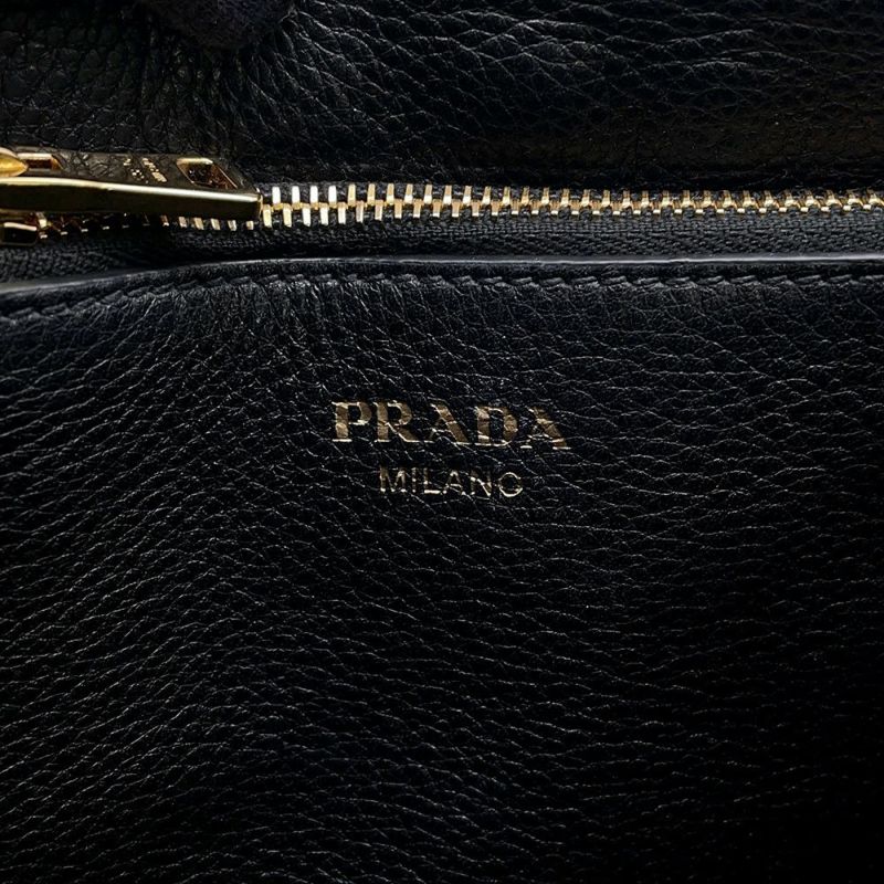 プラダ ショルダーバッグ ロゴ レザー 1BD102 PRADA バッグ 黒