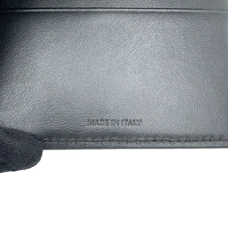 セリーヌ 三つ折り財布 トリオンフ スモール フラップウォレット 10D783 CELINE 黒