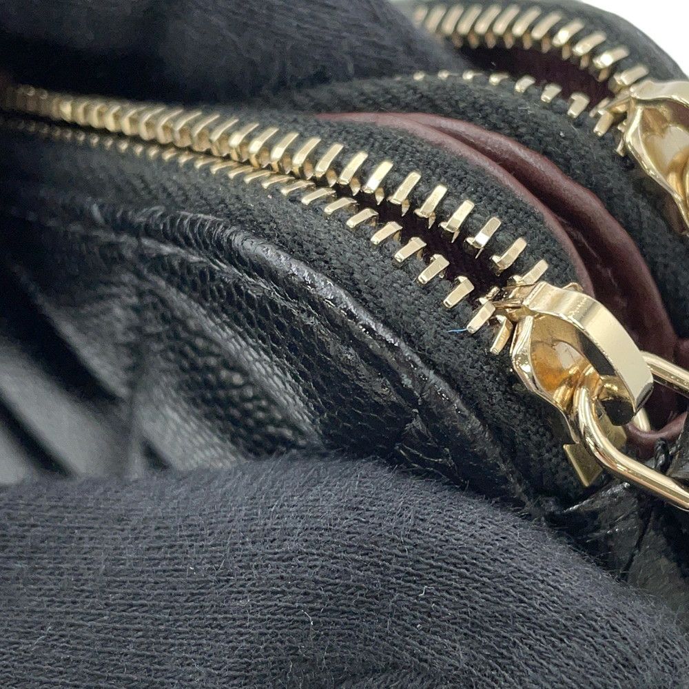 シャネル チェーンウォレット ココマーク マトラッセ キャビアスキン A82527 CHANEL ポシェット 財布 黒