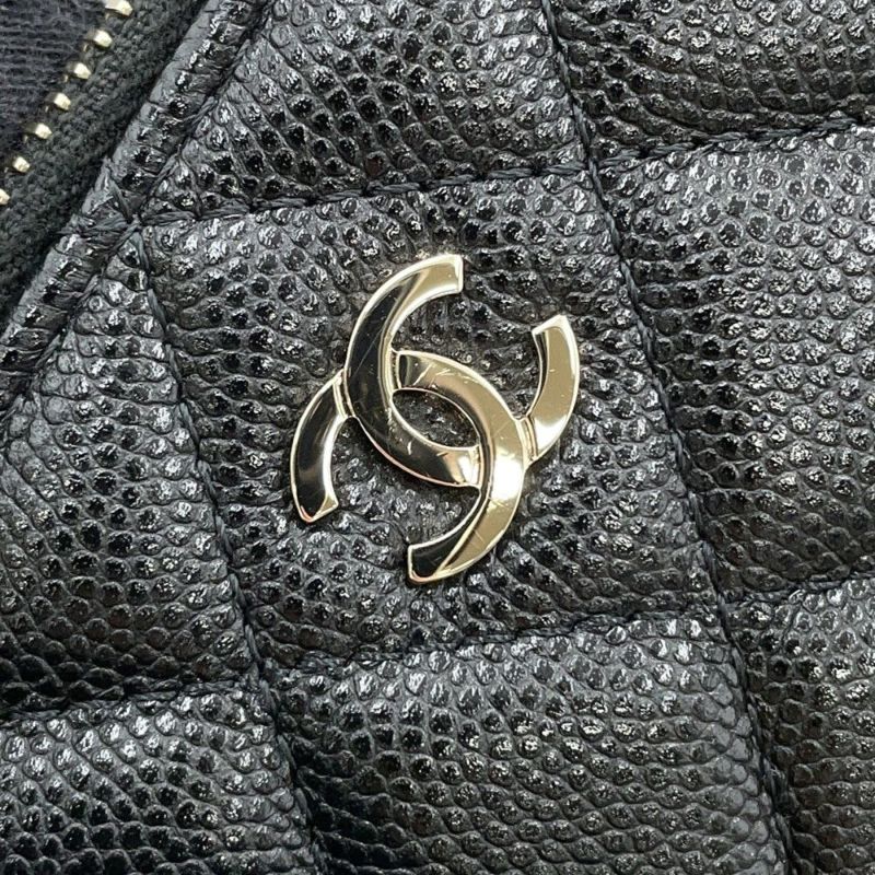 シャネル チェーンウォレット ココマーク マトラッセ キャビアスキン A82527 CHANEL ポシェット 財布 黒