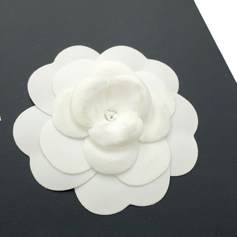 シャネル チェーンウォレット ココマーク マトラッセ キャビアスキン A82527 CHANEL ポシェット 財布 黒