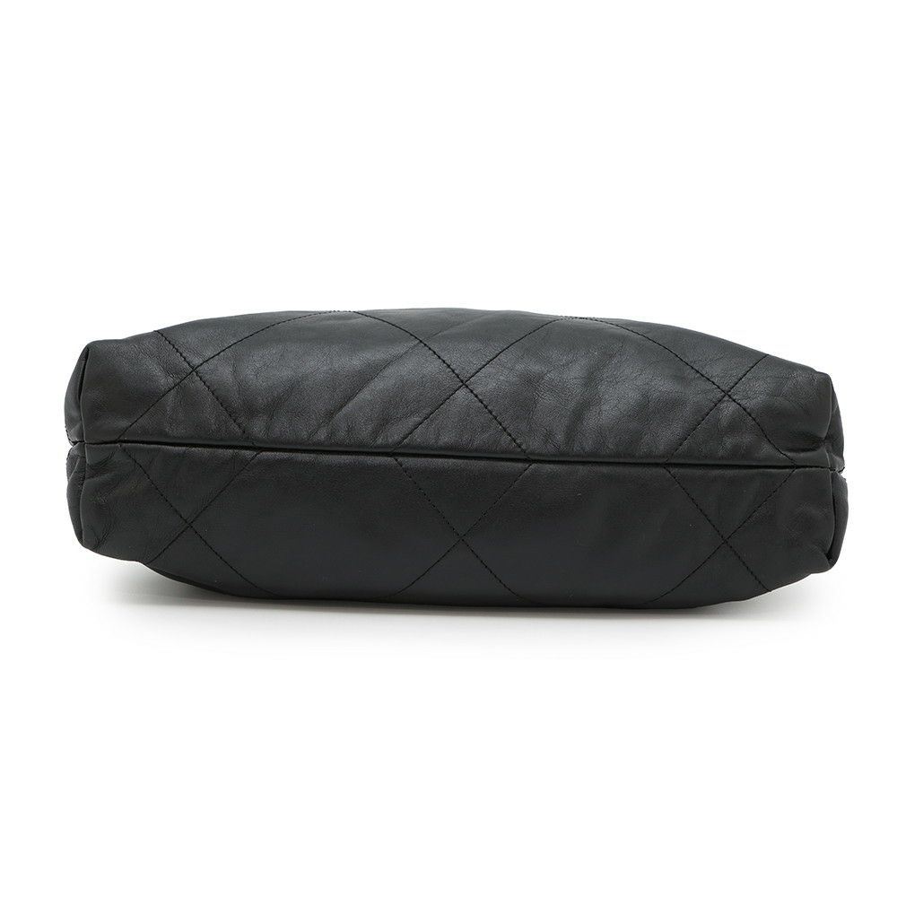 シャネル ハンドバッグ CHANEL 22 マトラッセ スモール シャイニーカーフ AS3260 ポーチ付き 黒