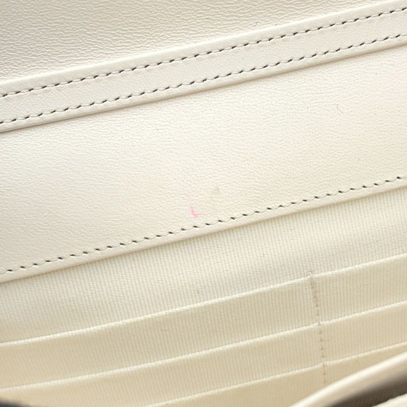 シャネル チェーンウォレット マトラッセ ココマーク ラムスキン AP3035 CHANEL 財布 白