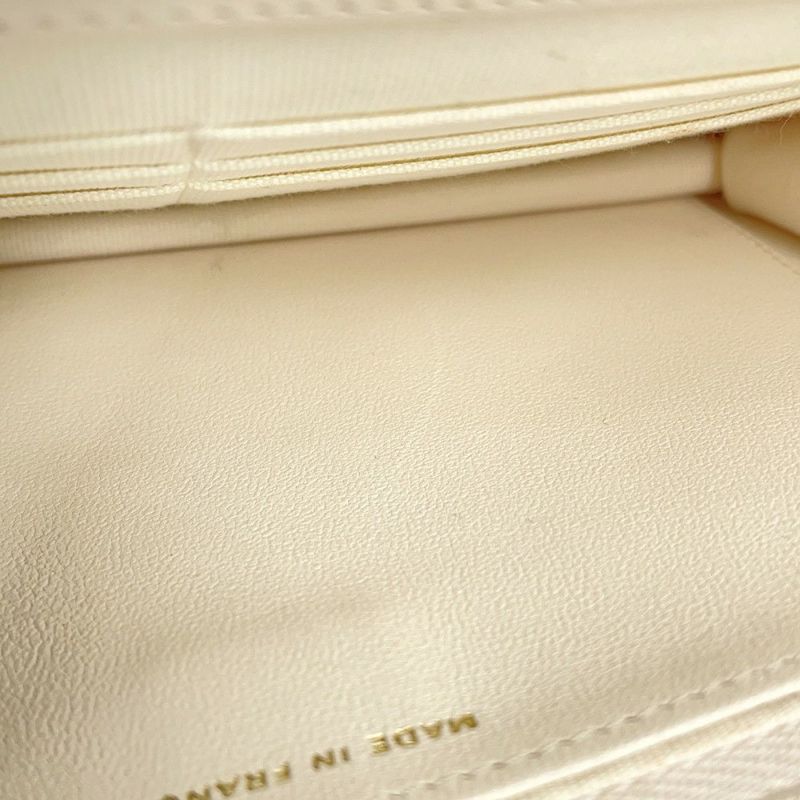 シャネル チェーンウォレット マトラッセ ココマーク ラムスキン AP3035 CHANEL 財布 白