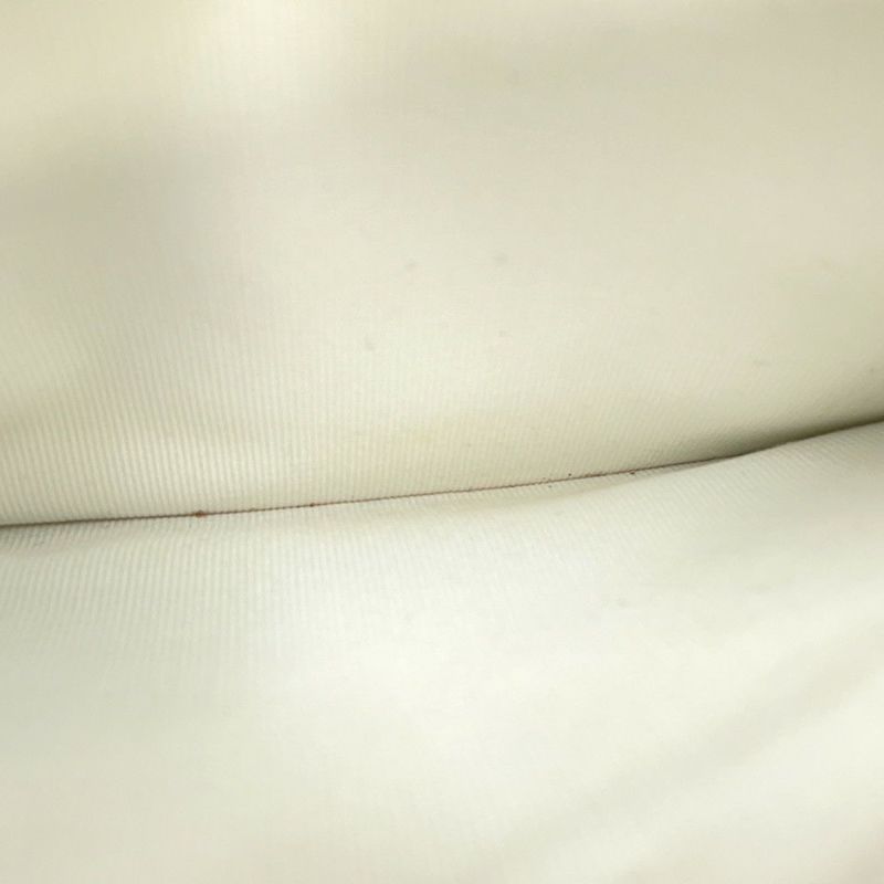 シャネル チェーンウォレット マトラッセ ココマーク ラムスキン AP3035 CHANEL 財布 白