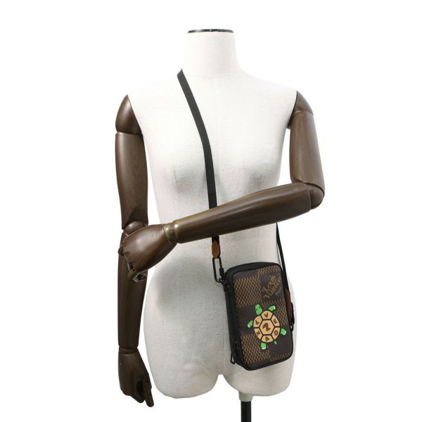 ルイヴィトン ショルダーバッグ ダミエ・ジャイアント NIGOコラボ ダブルフォンポーチ N40377 ブラック 黒