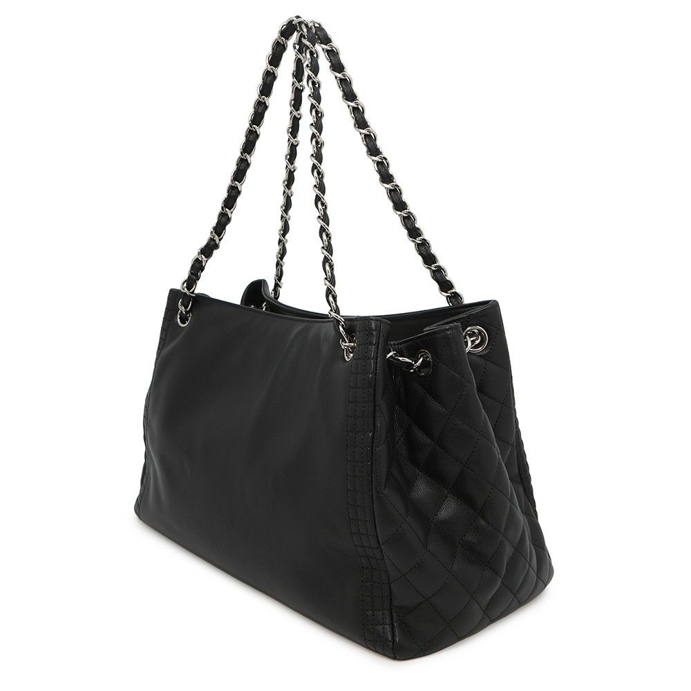 シャネル チェーントートバッグ ココマーク マトラッセ ラムスキン A67172 CHANEL 黒
