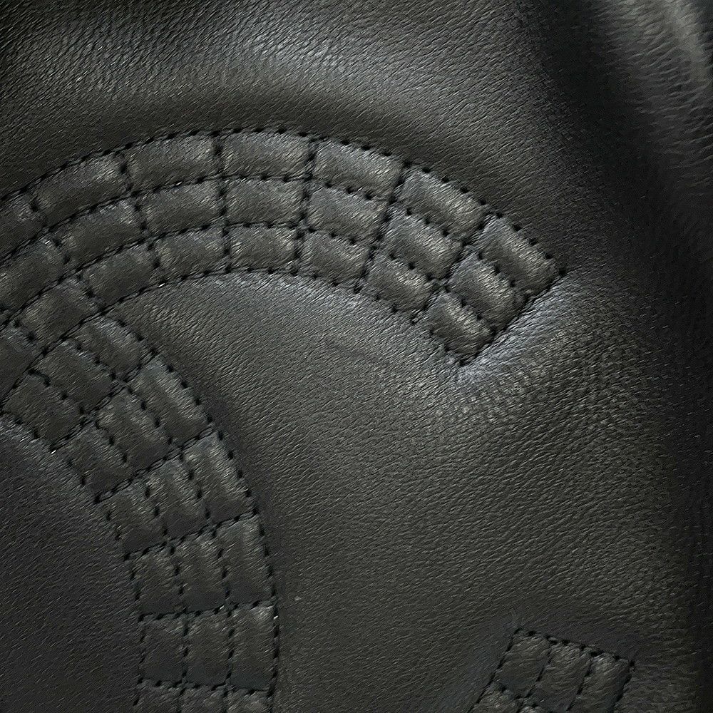 シャネル チェーントートバッグ ココマーク マトラッセ ラムスキン A67172 CHANEL 黒
