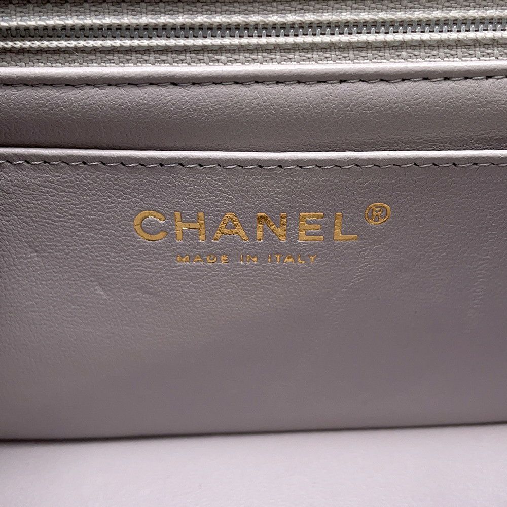 シャネル チェーンショルダーバッグ ミニ マトラッセ 20 ココマーク ラムスキン A69900 CHANEL ミニ フラップ