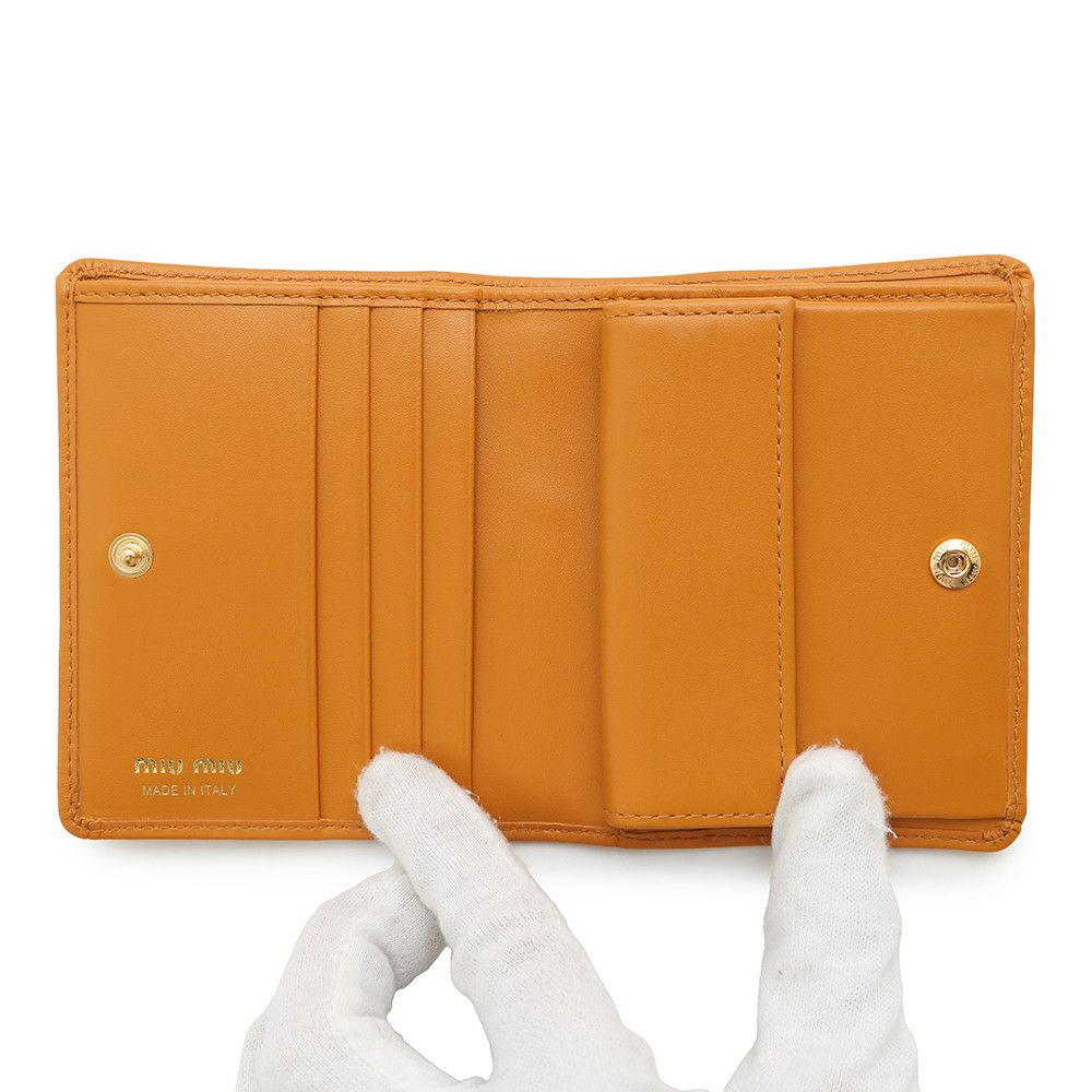 ミュウミュウ 二つ折り財布 マドラス ロゴ レザー 5MV204 Miu Miu財布