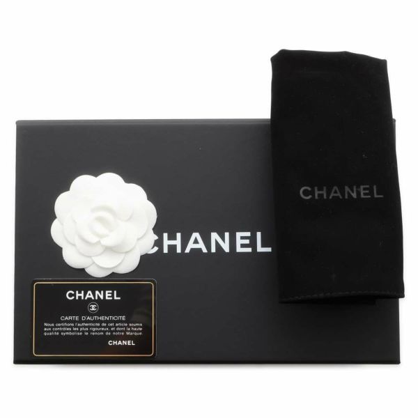 シャネル チェーンウォレット ココマーク マトラッセ キルティング A82527 CHANEL ポシェット 財布