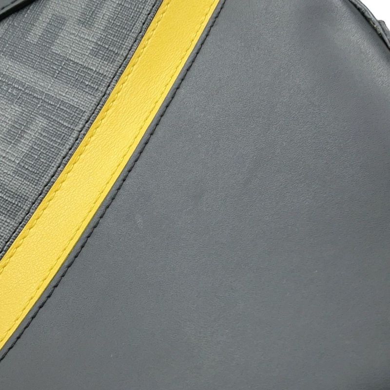 フェンディ ショルダーバッグ ダイアゴナル カメラケース レザー PVC 7M0286 FENDI 黒