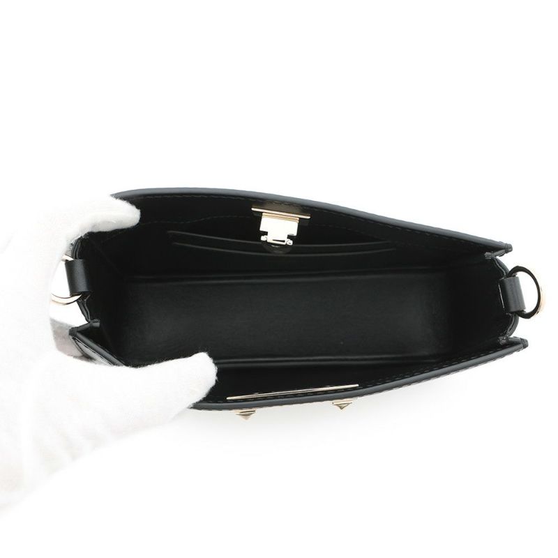 ヴァレンティノ・ガラヴァーニ ショルダーバッグ ロックスタッズ レザー 3W5B0Q57XUH VALENTINO 黒