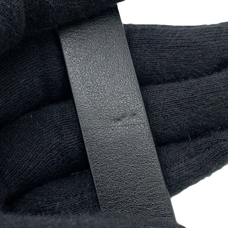 ヴァレンティノ・ガラヴァーニ ショルダーバッグ ロックスタッズ レザー 3W5B0Q57XUH VALENTINO 黒