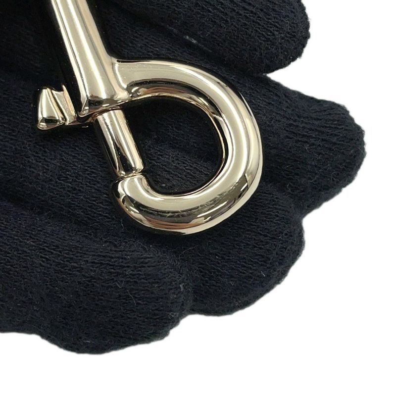 ヴァレンティノ・ガラヴァーニ ショルダーバッグ ロックスタッズ レザー 3W5B0Q57XUH VALENTINO 黒